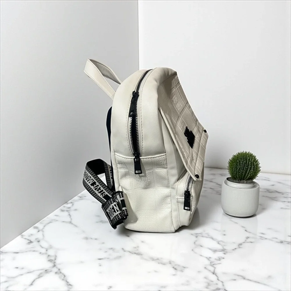 Steve Madden Backpack Purse white embossed logo W/Adjustable Straps Medium‎
